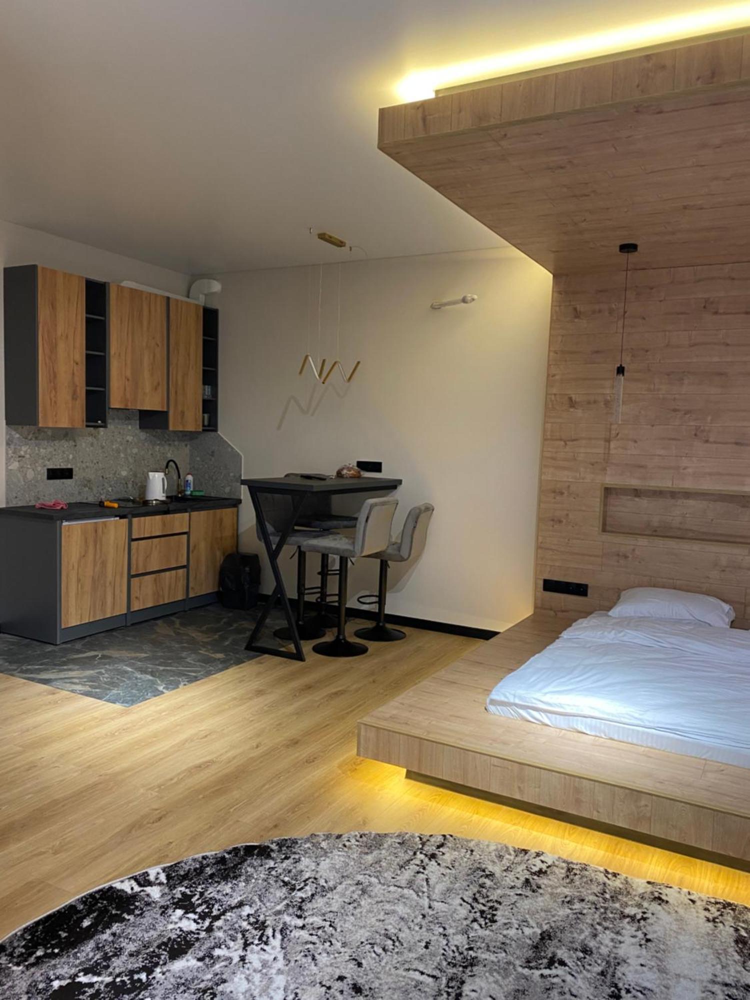 Discovery Garden Apartments Khmelʼnytsʼkyy Extérieur photo